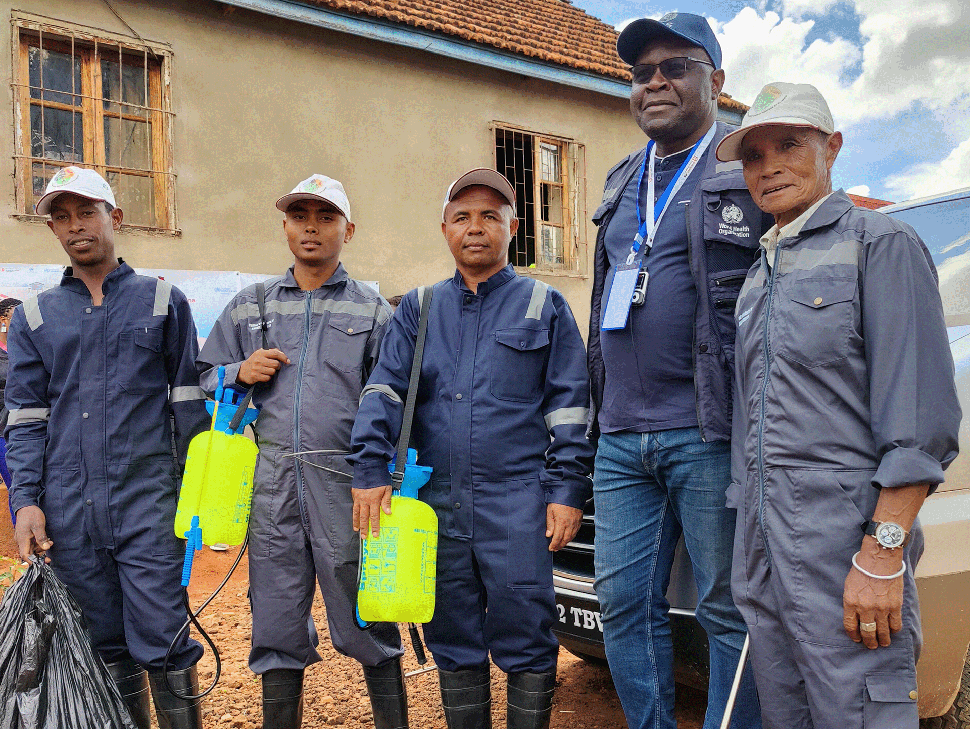A one health approach to Integrate interventions-6 A team of health workers during a one health approach to Integrate interventions to control of schistosomiasis and Taenia solium
